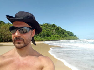 18_Jan3_WizardBeach_wselfie_e