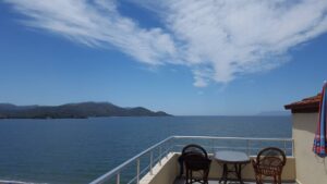 20160516_Calis_room_wView