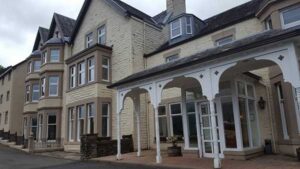 20170617_SJ_10_LochLomond_HountedHotel_for25bucs_op