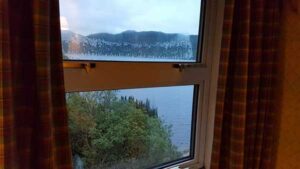 20170617_SJ_11_LochLomond_room_wView_totheLoch_op