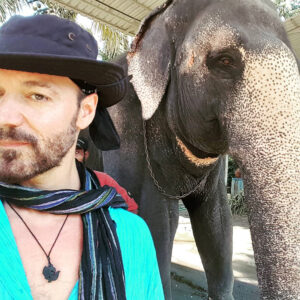 31_Scott_elephant_portrait_web_e