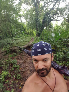 48_Jan13_mudwalkstart_e