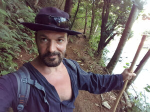 75_Jan16_jungletrail_walkingstick_web_e