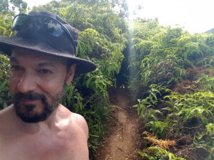 89_Jan17_trail_selfie_web_e